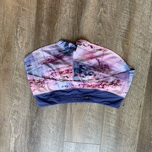 Lulu Lemon Run Times shorts 2.5”